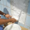 Στεγανοποίηση της επιφάνειας πριν από την τοποθέτηση των πλακιδίων